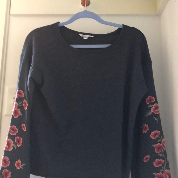 American Eagle Outfitters Sweaters - Floral embroidered sweater
